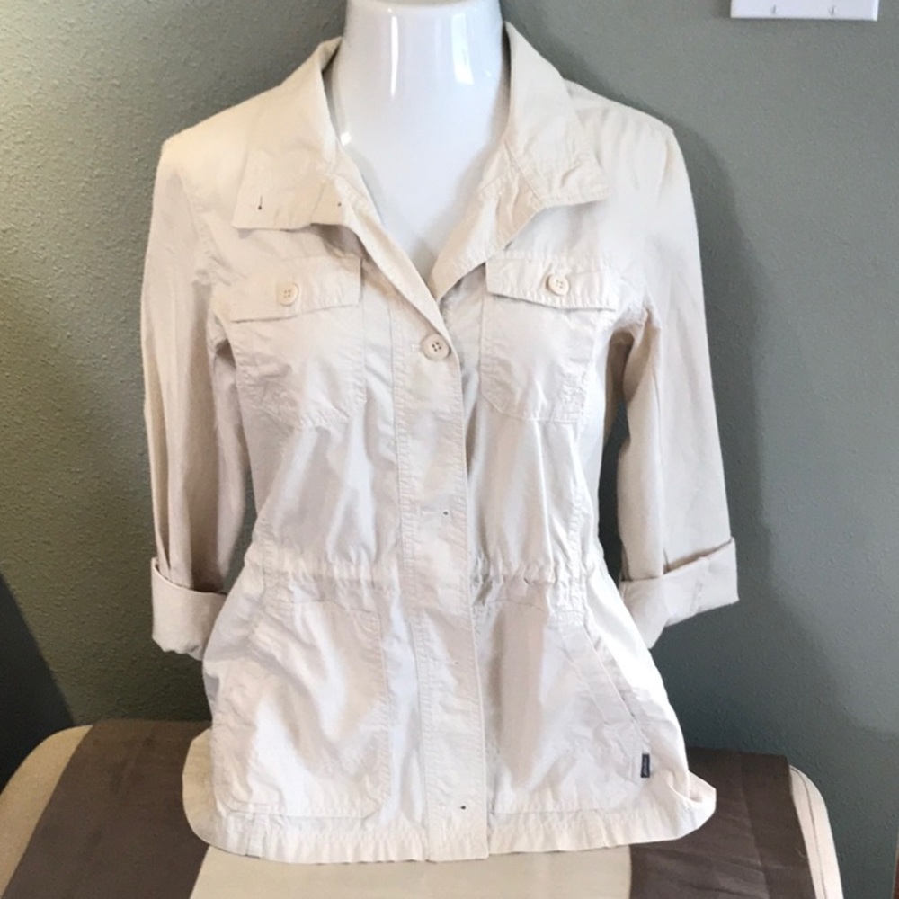 NEW lightweight Eddie Bauer anorak jacket.